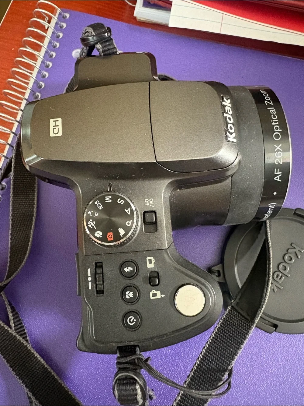 Kodak Easy Share Z981 Digital Camera with carrying case and manual